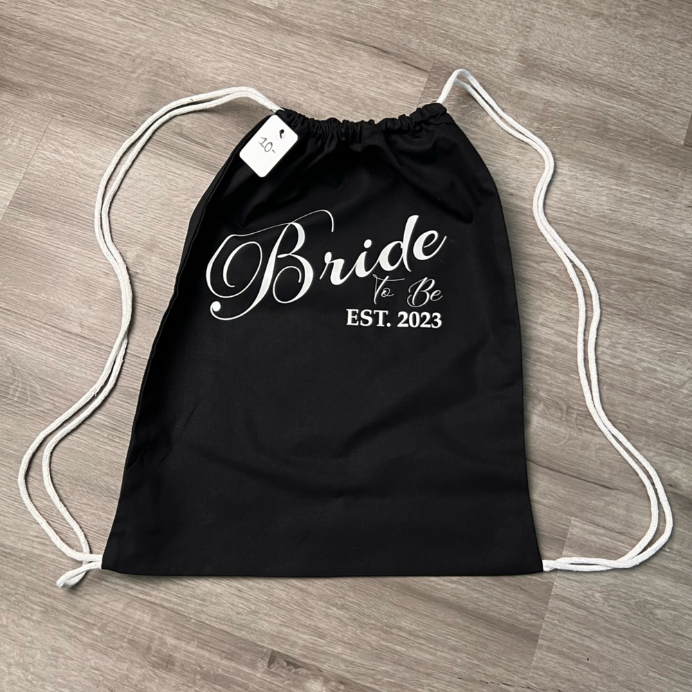 Bride To Be 2023 Drawstring Bag